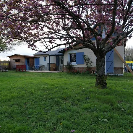 Le Du Loir A Velo, D'etape, Backpacker Hostel