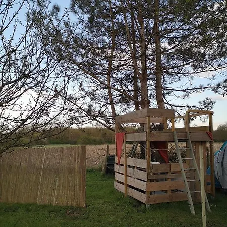 Hostel Le Du Loir A Velo, D'etape, Backpacker