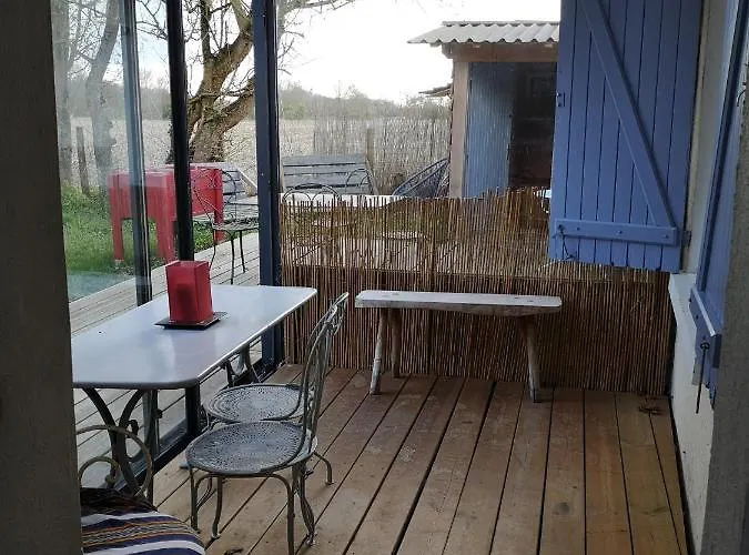 Le Du Loir à Vélo, D'étape, Backpacker Auberge de jeunesse Marçon